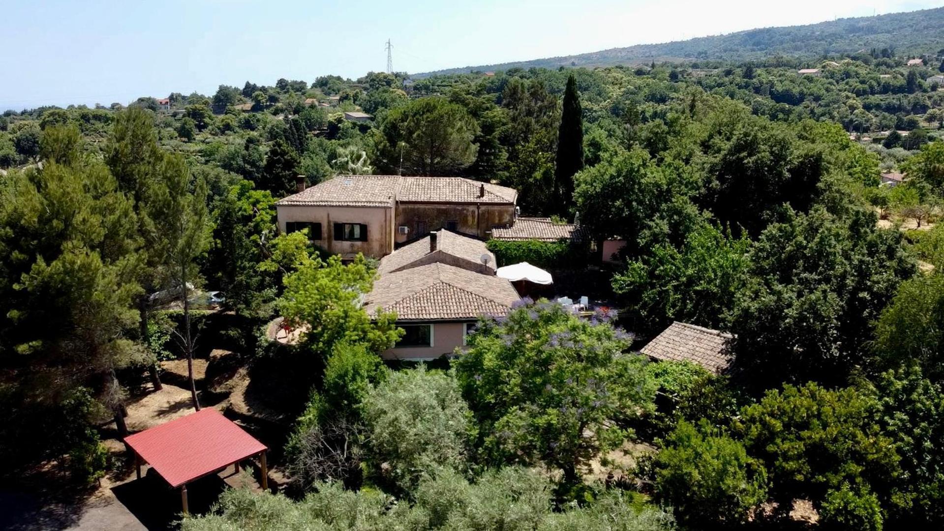 Bed And Breakfast Il Glicine Piedimonte Etneo Ngoại thất bức ảnh