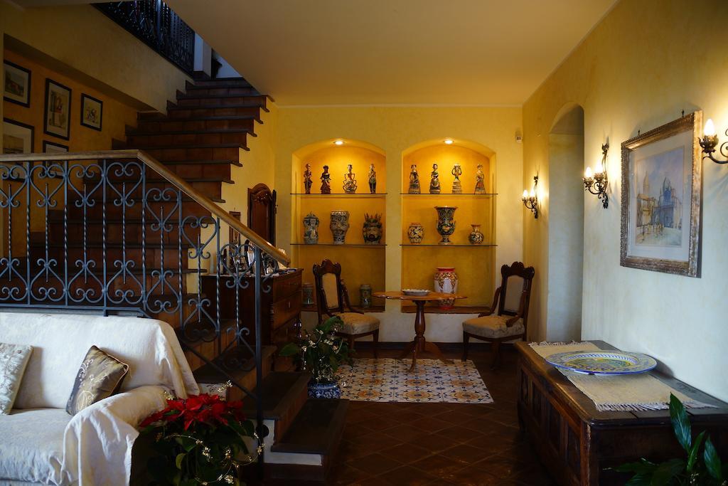 Bed And Breakfast Il Glicine Piedimonte Etneo Ngoại thất bức ảnh