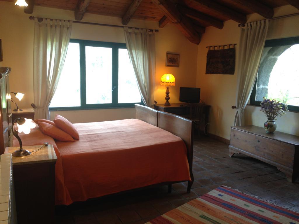 Bed And Breakfast Il Glicine Piedimonte Etneo Ngoại thất bức ảnh